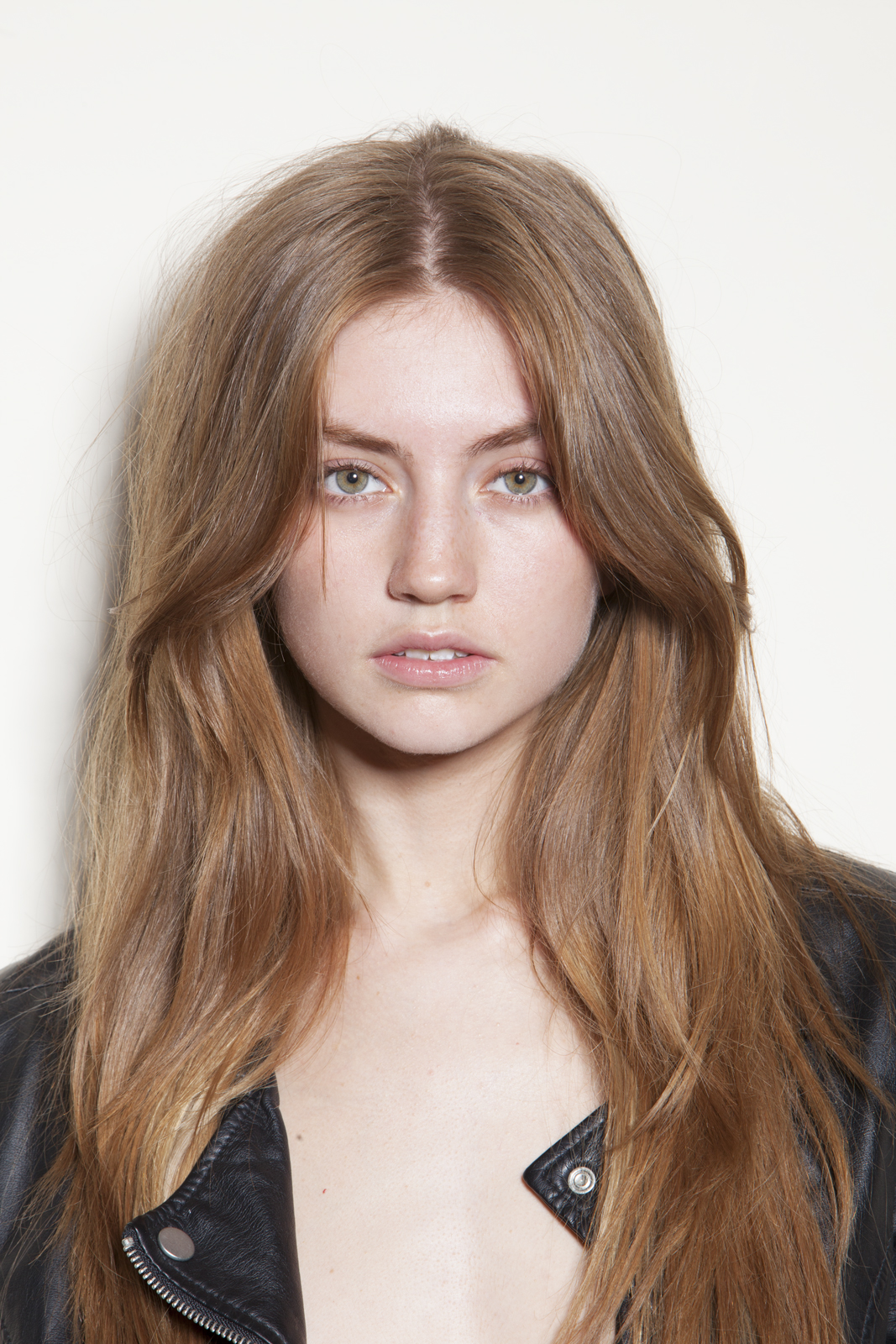 Photo: Prasoon Jaiswal, Model: Isabel Lester, First Model Management